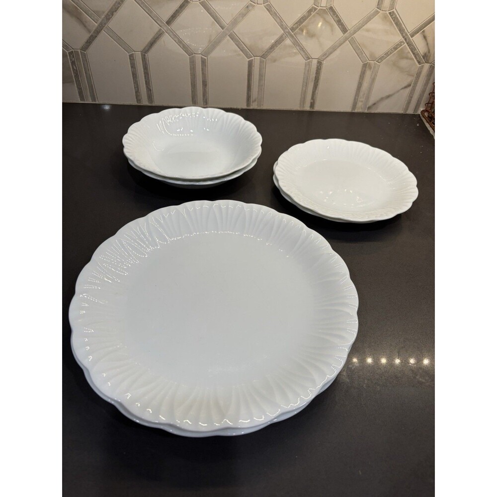 Johnson Brothers Woodland Ceram Wood White Echo Dinnerware 8 Pieces Plates Bowl